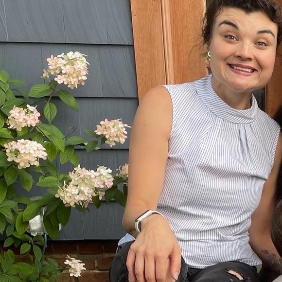 ⭐️Cute round neck blouse 🌈 - Picture 2 of 2